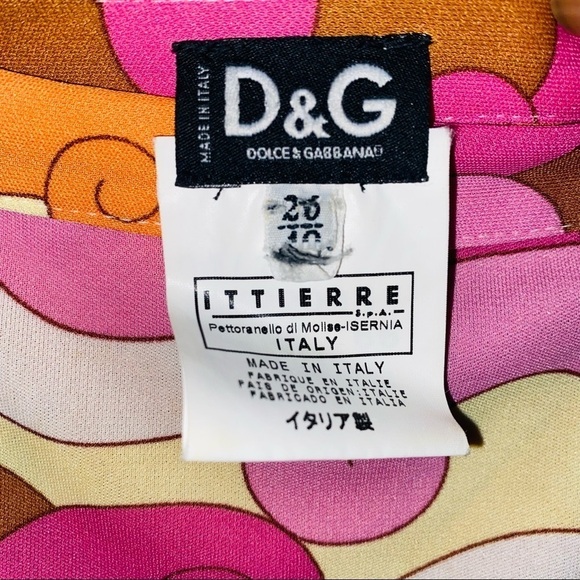 Dolce&Gabbana Psychedelic Layered Circa 70’s Pucci-esque
Retro Vintage Skirt - Picture 7 of 9